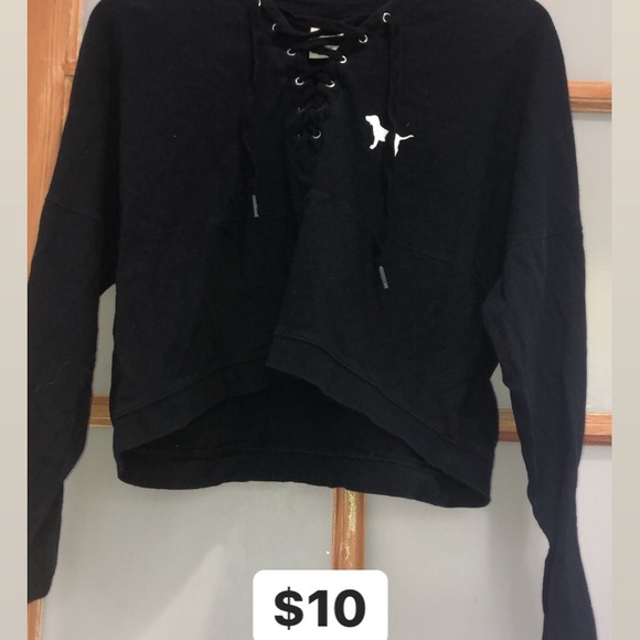 Clothing - Picture 5 of 16